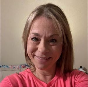 Meet your Posher, Stefanie